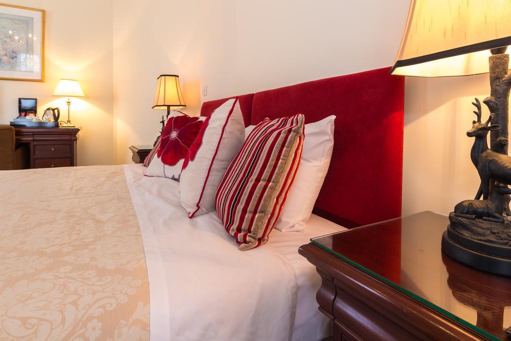 Villiers Lodge Hotel Surbiton Exterior foto